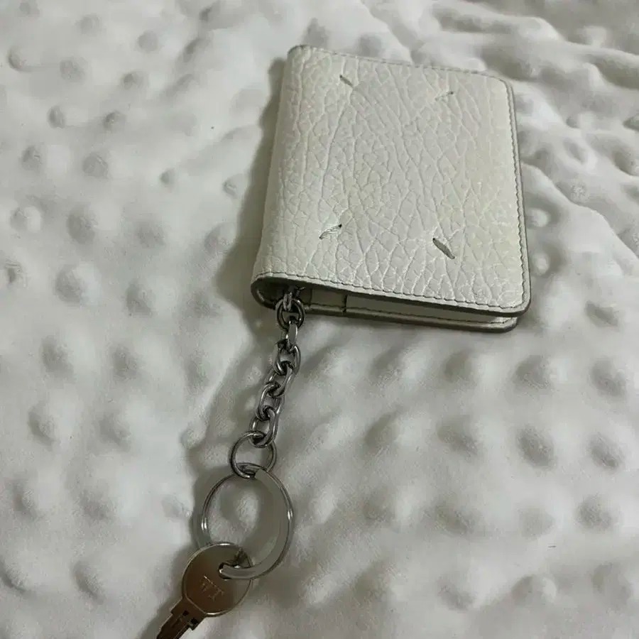 마르지엘라 키링지갑 화이트