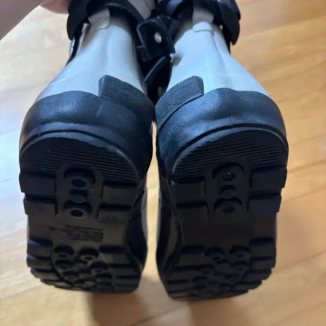 문스타 마르케모디 260