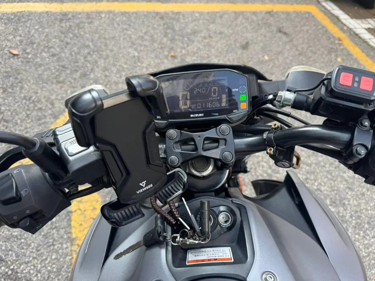 스즈키 gsx-s125 21년형 abs 블박튜닝 팝니다
