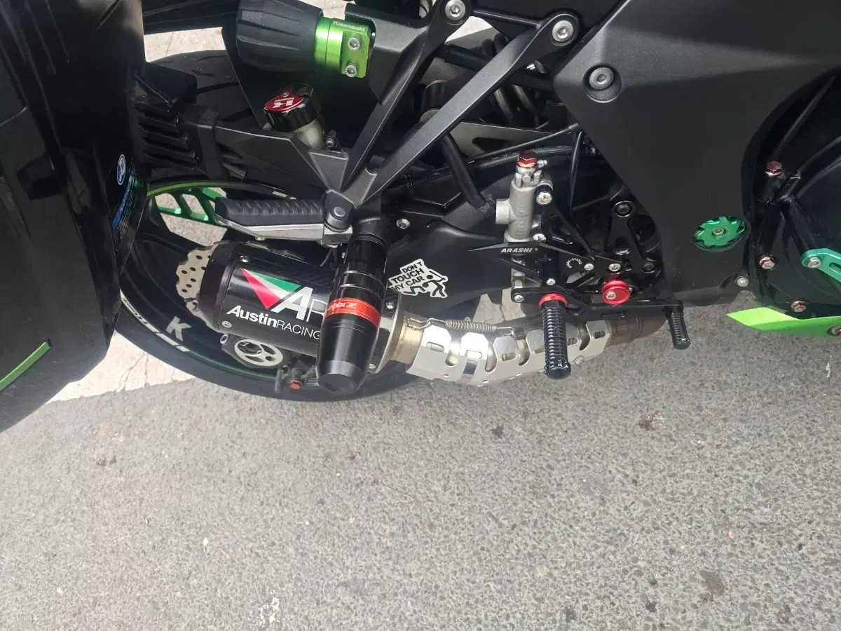 z1000